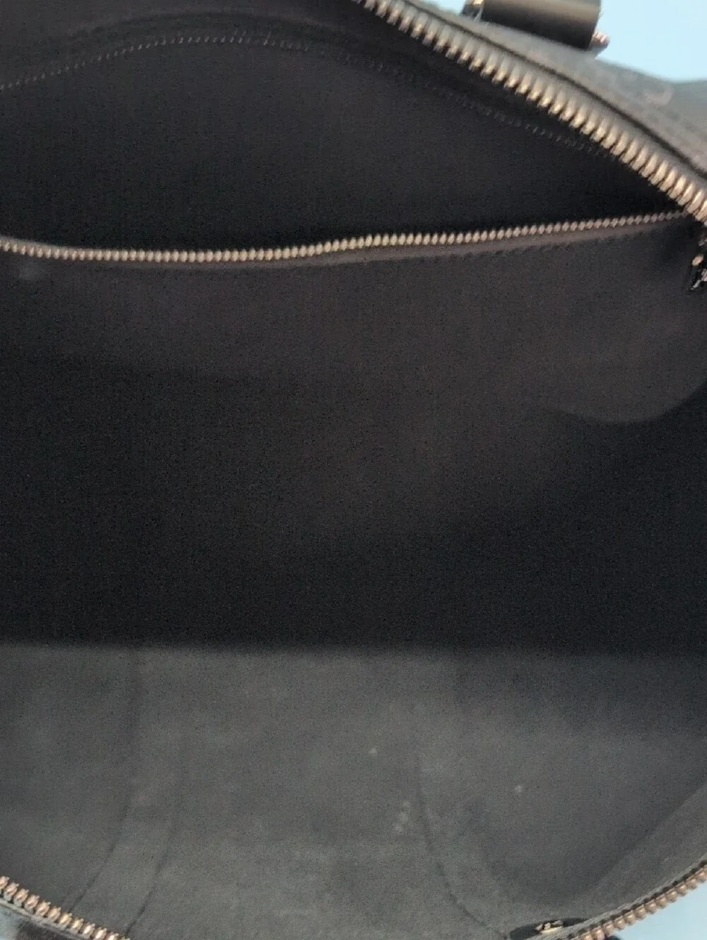 Louis Vuitton Keepall  Bandoulièr Monogram Duffel Bag w Removable Strap Black